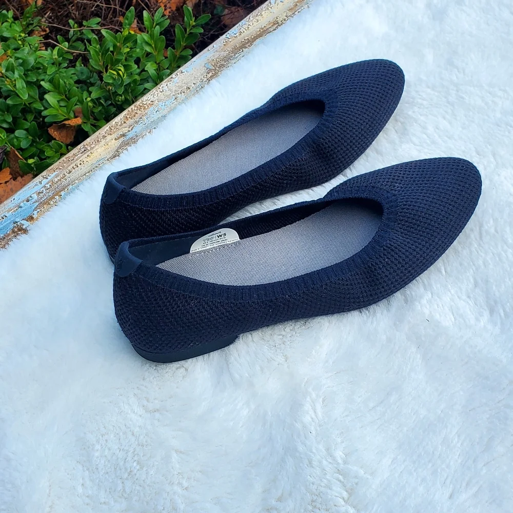 Allbirds Women's Black Flats Size 5 - Picture 2 of 8